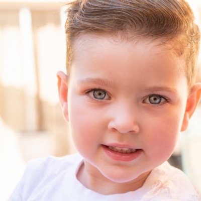 Blue-eyed-child-portrait-1